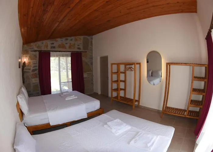 Begonvillage Semesterbostad Datça